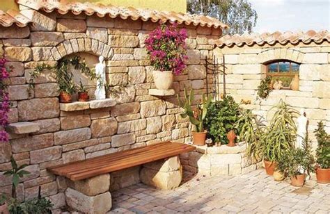 Toskana stil für garten und terrasse. Sichtschutz: Auf der Mauer, auf der Lauer…