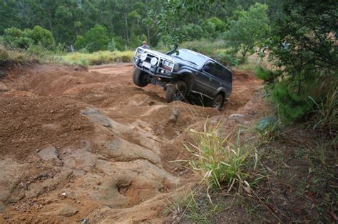 Glasshouse mountains 4wd | these modified np300's are non stop sending it! Glasshouse mountains recommendations | 4x4Earth
