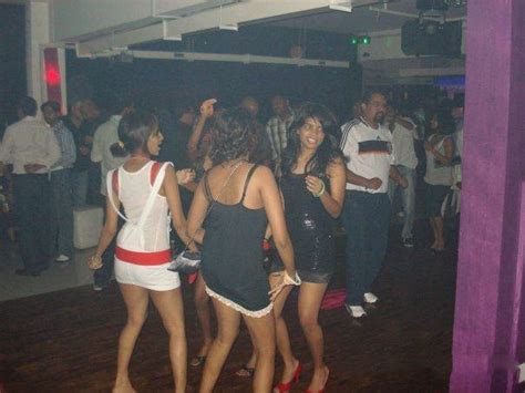 Night Parties Girls Photos Lanka Club Girls