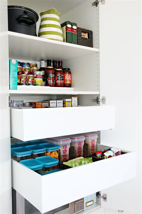 Display cabinets for everyday beauty. 20 Plus Clever Kitchen Organization Ideas and Hacks ...