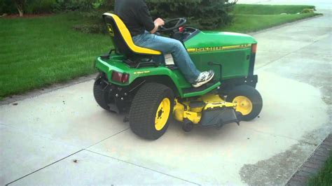John Deere 445 Lawn And Garden Tractor Youtube