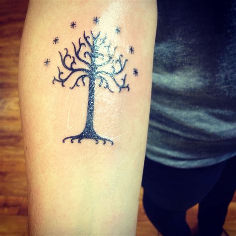 Small tree tattoo on wrist. White Tree of Gondor tattoo | Awesome Art | Pinterest ...