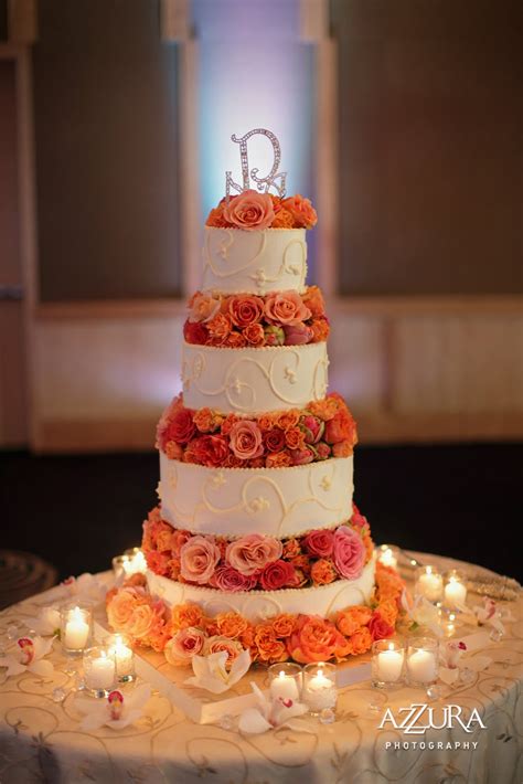 Wedding Cake With Coral Peach Flowers 1067×1600 Coral Wedding Cakes Wedding Cakes With