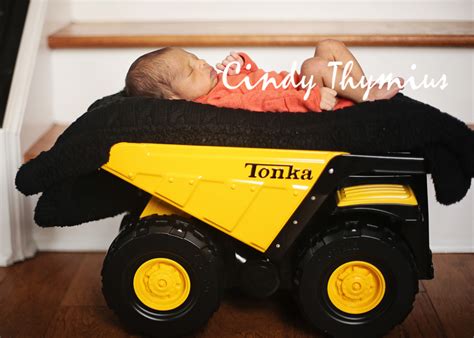 Photographing Twins Memphis Newborn Photographer Cindy B Thymius