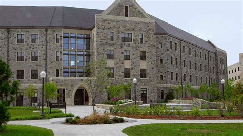 Virginia Tech Residence Hall Branch Builds