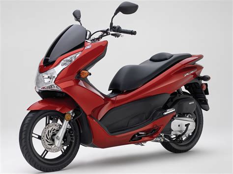 Honda pcx150 2019 standard 149.32 cc, electric , scooter. Scooter insurance information | 2013 Honda PCX150 Review ...