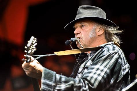 Neil Young Details 'Songs for Judy,' New 1976 Live Album - Rolling Stone