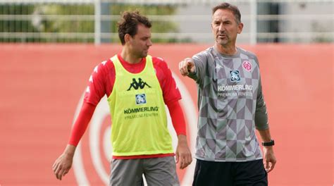 V media in category 1. Mainz 05: Szalai weiter suspendiert - Stürmer will sich wehren und bleiben | Transfermarkt