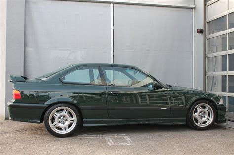 Bmw seria 3 e36 limousine, coupe, cabrio, compact, touring. Sunt numai 356 de bucati in toata lumea, iar masina cu numarul 105 tocmai a fost scoasa la vanzare