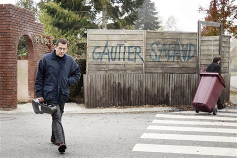 C'est toute la magie à la fois d'un scénario, d'une écriture et d'une rencontre avec un metteur en scène avec lequel bien que radin, vous jouez tout de même un artiste musicien de talent. Photo de Dany Boon - Radin! : Photo Dany Boon - AlloCiné