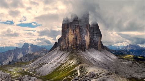 The Three Peaks Of Lavaredo Italy Hd Wallpaper