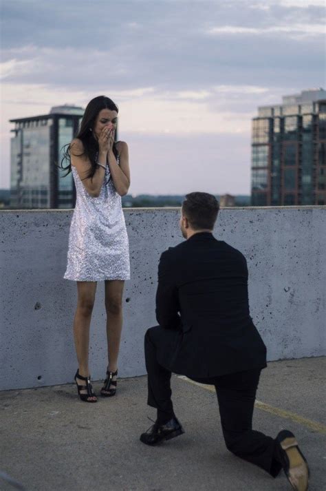 50 Of Hands Down The Best Proposal Reaction Photos Best Proposals Wedding Proposals Marriage