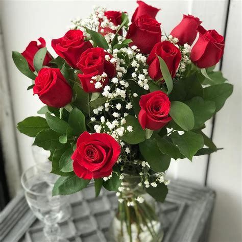 12 Luxury Red Roses Fresh Flower Bouquet Stunning Red Roses Hand
