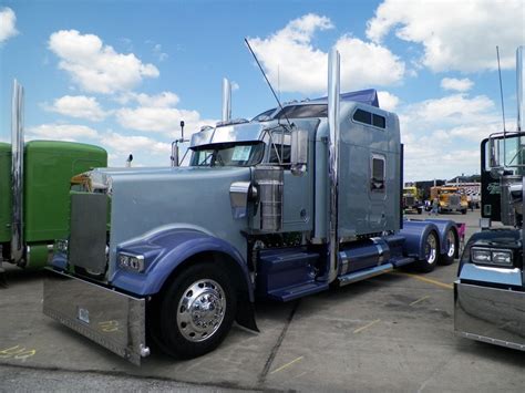 Kenworth Custom W900l Custom Big Rigs Custom Trucks Kenworth Trucks