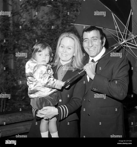 Tony Bennett And Joanna Bennett Hi Res Stock Photography And Images Alamy