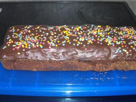 Der herbst sendet einen ersten vorboten. backen / Kuchen: Schokoladen - Birnen - Kuchen - Rezept ...