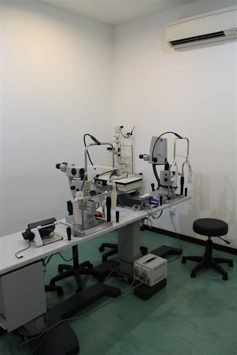 I have brought my father to vista puchong to have an eye check today. Vista Eye Specialist - Klang, Malaysia