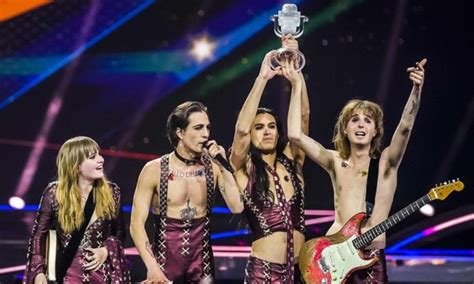 Danish for 'moonlight') is an italian rock band formed in rome in 2016. Maneskin Band : Sanremo 2021, Maneskin accused of ...