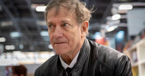 All 2020 2019 2018 2017 2016 older. Francis Huster lors du Salon du livre de Paris. Le 17 mars ...