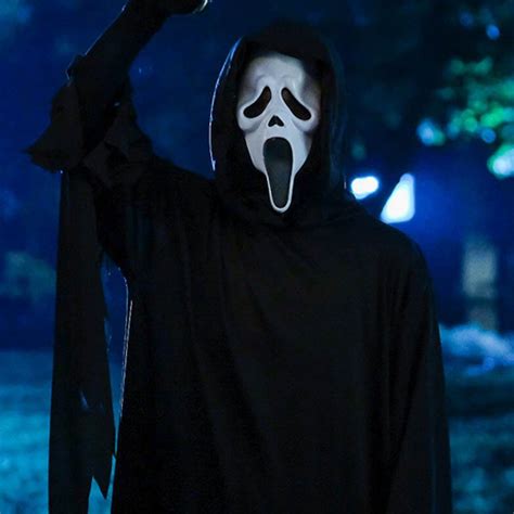 Ghostface Is Fully Back In New Scream Resurrection Trailer E Online