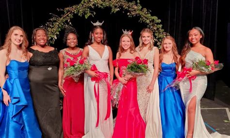 Two New Queens Crowned In Vicksburg Vicksburg Daily News