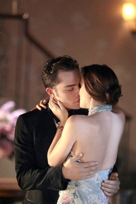 Kiss Chuck Bass And Blair Waldorf Gossip Girl Chuck Gossip Girl Mode