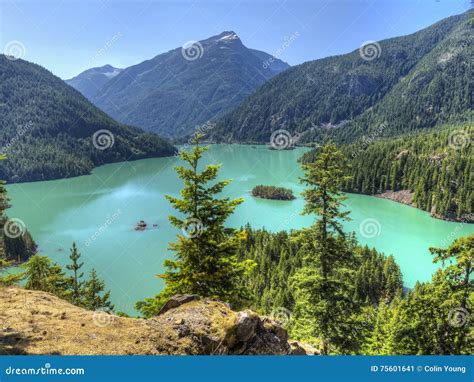 North Cascades Turquoise Lake Stock Image Image Of Geology Mountain