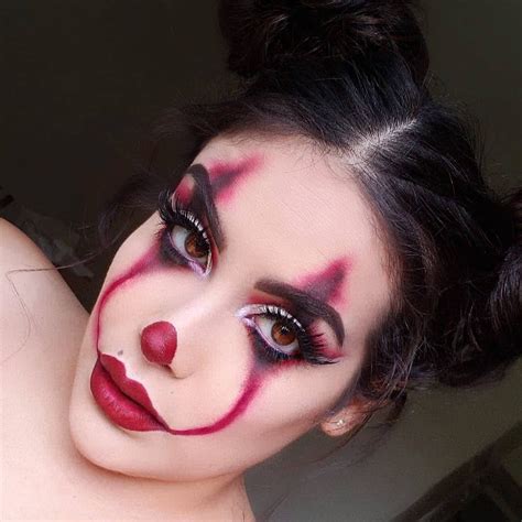 Glam Clown Makeup Halloween Makeup Pennywise Makeup Brittanymcastaneda