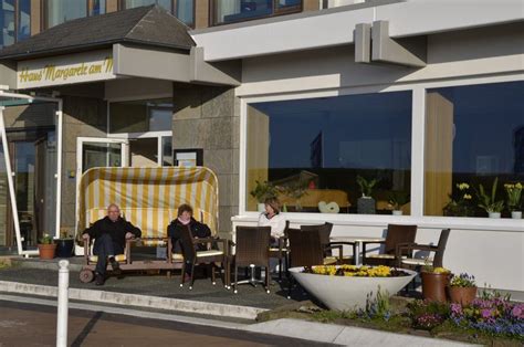 Willkommen im haus am meer in oostkapelle! Hotel Haus Margarete am Meer - Kaiserstr. 2, 26548 ...