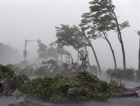 Photos Super Typhoon Meranti Wreaks Havoc In Taiwan China Braces For