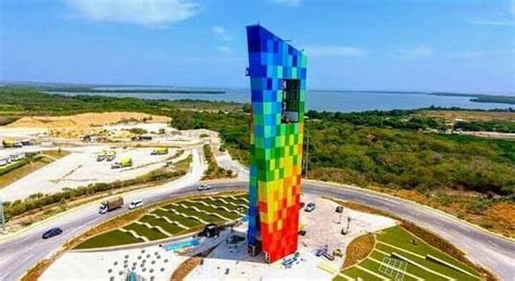 Ventana Al Mundo Monumento Símbolo Para Barranquilla Colombia 🇨🇴