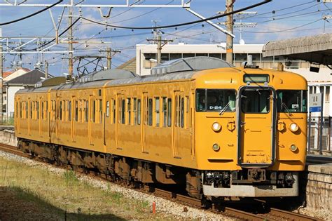 Jr西日本 115系300番台d24編成 地域統一色 鐵道写真公開所 参号機