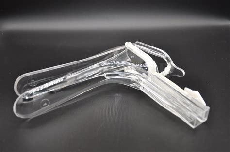 Disposable Plastic Medical Large Vaginal Speculum Light Source Type