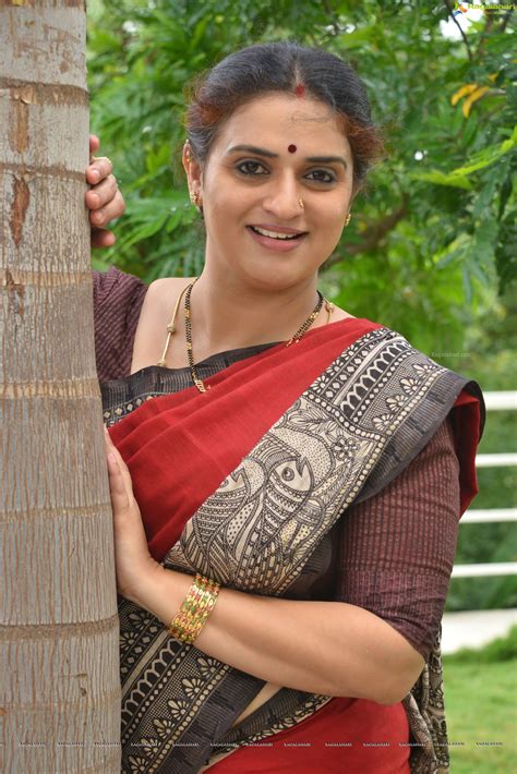 Pavitra Lokesh Hd Image 10 Telugu Actress Stillsphotoshoot