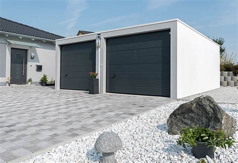 Abstellraum, werkstatt, lagerraum, heizraum mit boiler und dusche/wc, zimmer, hobbyraum, sitzplätze (gedeckt und im freien). Fertiggaragen vom ZAPF Garagen-Profi: Eine Fertiggarage ...