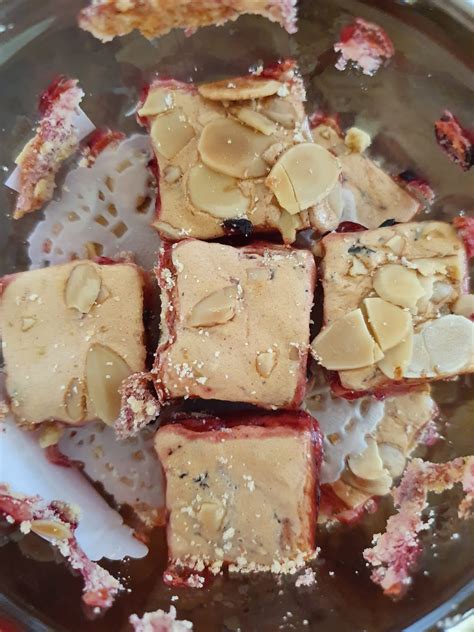 Yang paling penting, ia adalah percuma! Berbuka Puasa 6 Dengan Biskut Raya