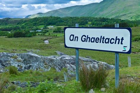Gaeltacht Tours Donegal Tour Guide