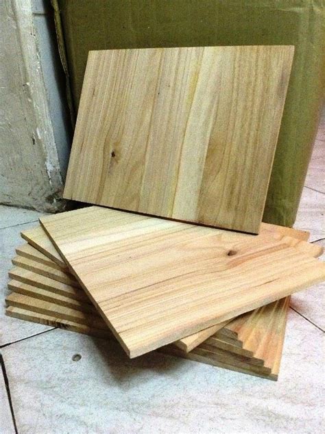 Agar anda bisa tahu papan kayu yang pas, perhatikan. Ketahui 10+ Kayu Jati Harga Per Kubik, Paling Dicari!
