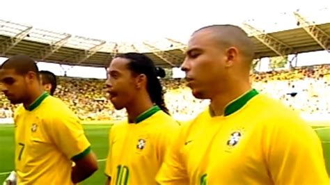 Entre e conheça as nossas incriveis ofertas. Quando Dava Medo Da Seleção Brasileira com Ronaldinho ...