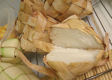 Cooking And Baking Laboratory Ketupat Cooked Rice In Woven Coconut