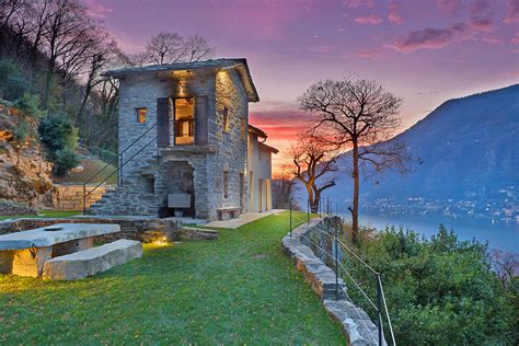 Legendary lake como, with it's phenomenal panorama, sunny climate, exquisite cuisine and fabulous wine, makes it one of the world's top luxury wedding destinations. Villa Torno