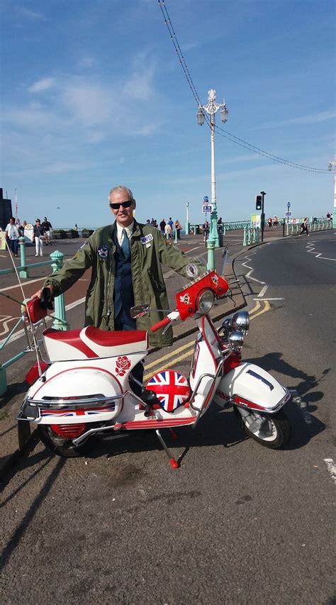 Pin By Phillip Cole On Mods And Scooters Vespa Vintage Mod Scooter