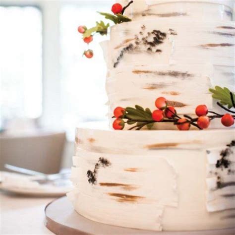 Woodsy Accents Like This Birch Bark Wedding Cake Filled This