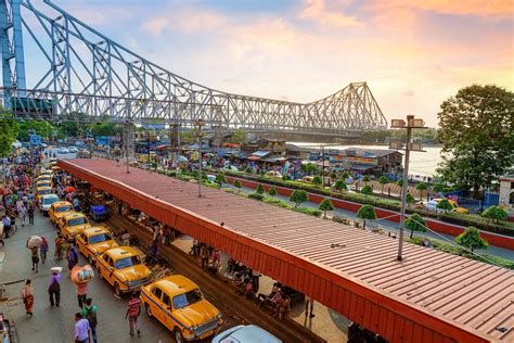 Visit Howrah Bridge Kolkata In 2021 Howrah Kolkata Tourist