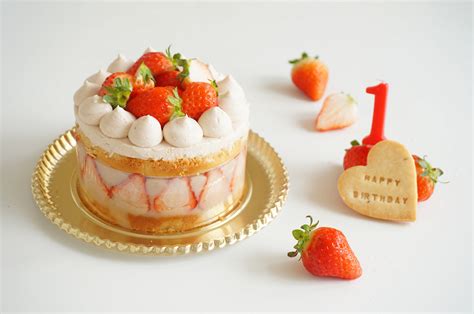 誕生日ケーキ 6号 プレート付 木苺 生クリーム バースデーケーキ 人気 手作り 子供 送料無料 1歳 あすつく 結婚記念日 インスタ映え