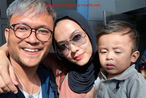 Siti nur syatilla binti amirol melvin, or professionally known as syatilla melvin is a malaysian actress and a model. MYARTIS.COM | MYARTIS | MY | ARTIS: PENDARAHAN TERUK ...