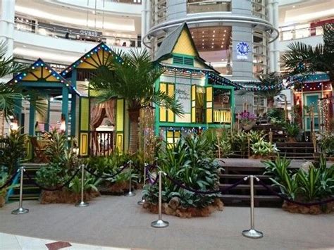 You may have to register before you can post: Decor for Hari Raya Aidilfitri in Suria KLCC | Exhibition ...