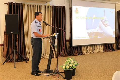 Pangkalan udara tni au di sam ratulangi manado tidak lama lagi akan bertipe a. LAWATAN KETUA POLIS NEGARA (KPN) KE PANGKALAN UDARA GONG KEDAK