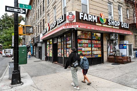 Bodega Owners Ask Nyc For Help As Grocery Delivery Apps Expand In Five
