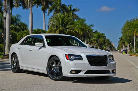 Chrysler srt8 wallpapers
